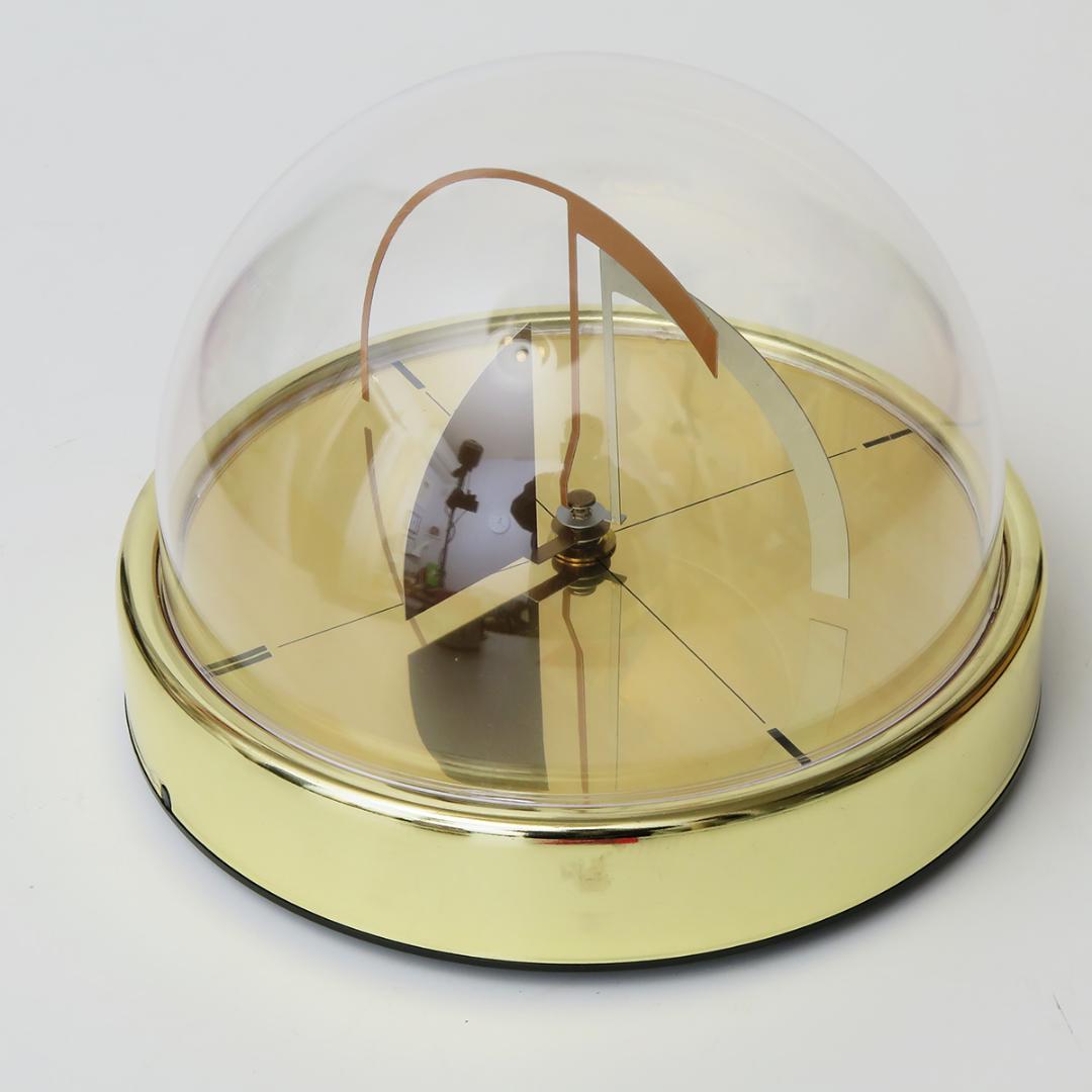 希少 日本製 CUPSULE CLOCK ポストモダン置時計 キネティックアート