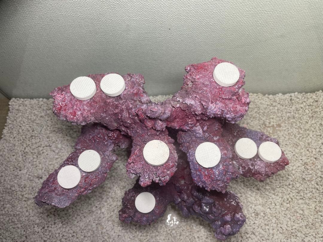 【送料無料】人工ライブロック　PHR18／10穴加工　アク抜き済み安心塗料使用