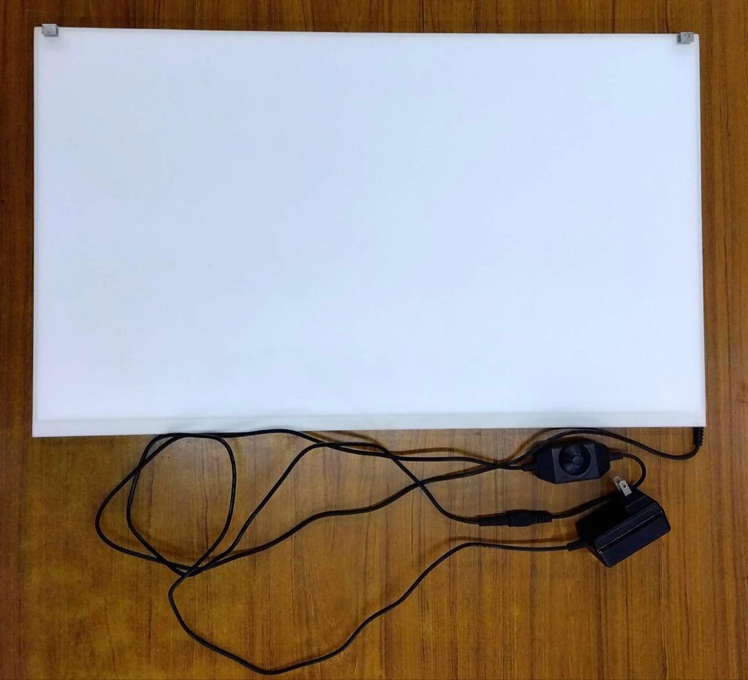 ADA LEDライトスクリーン　調光機能付き