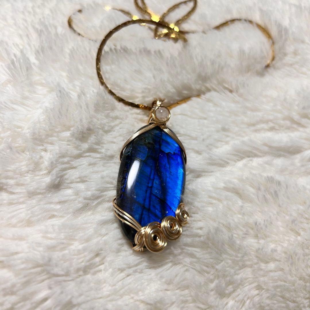 ラブラドライト ワイヤーラッピング ペンダント