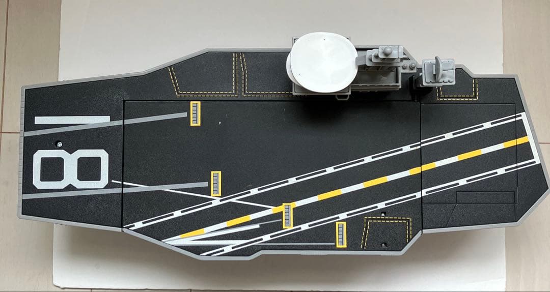 トミカ　カーズ　プレーンズ　フライゼンハワー