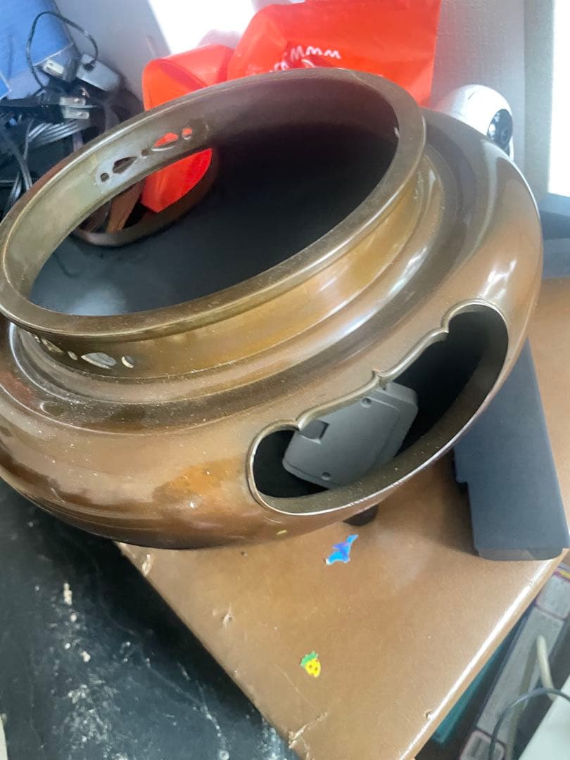 黒色 陶器 茶釜