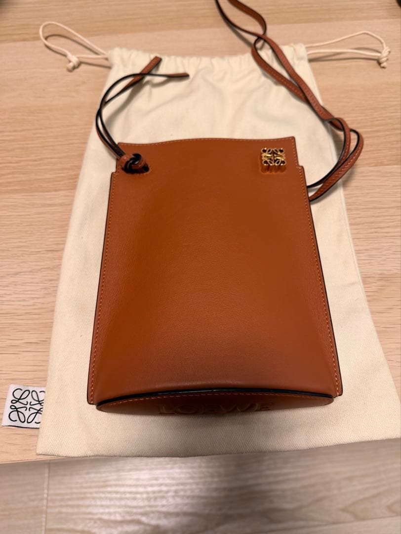 ロエベ LORWEダイスポケット　タン