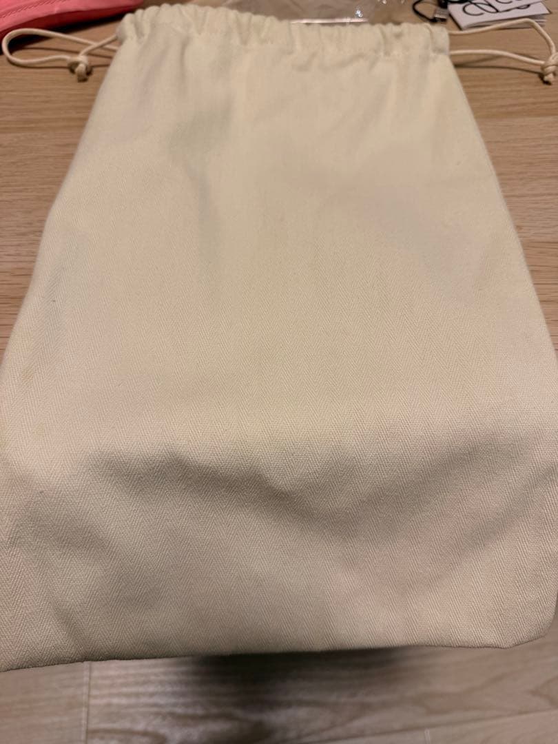 ロエベ LORWEダイスポケット　タン