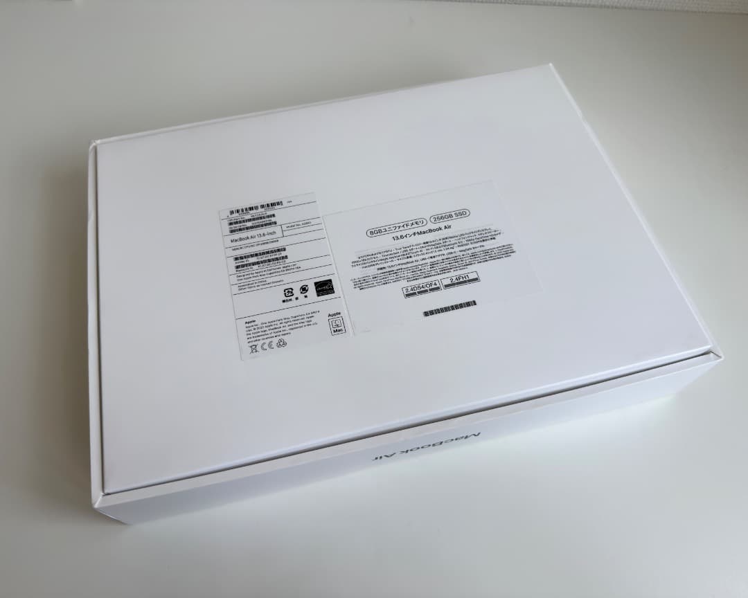 MacBook Air M2 2022 13インチ 8GB/256GB US配列