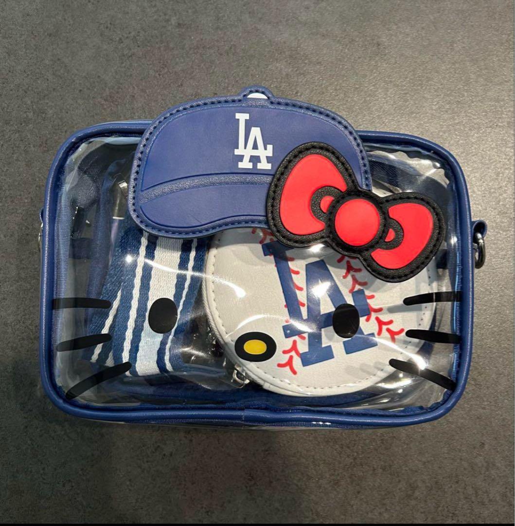 ドジャース × Hello Kitty クロスボディバッグ ポーチ 新品未使用