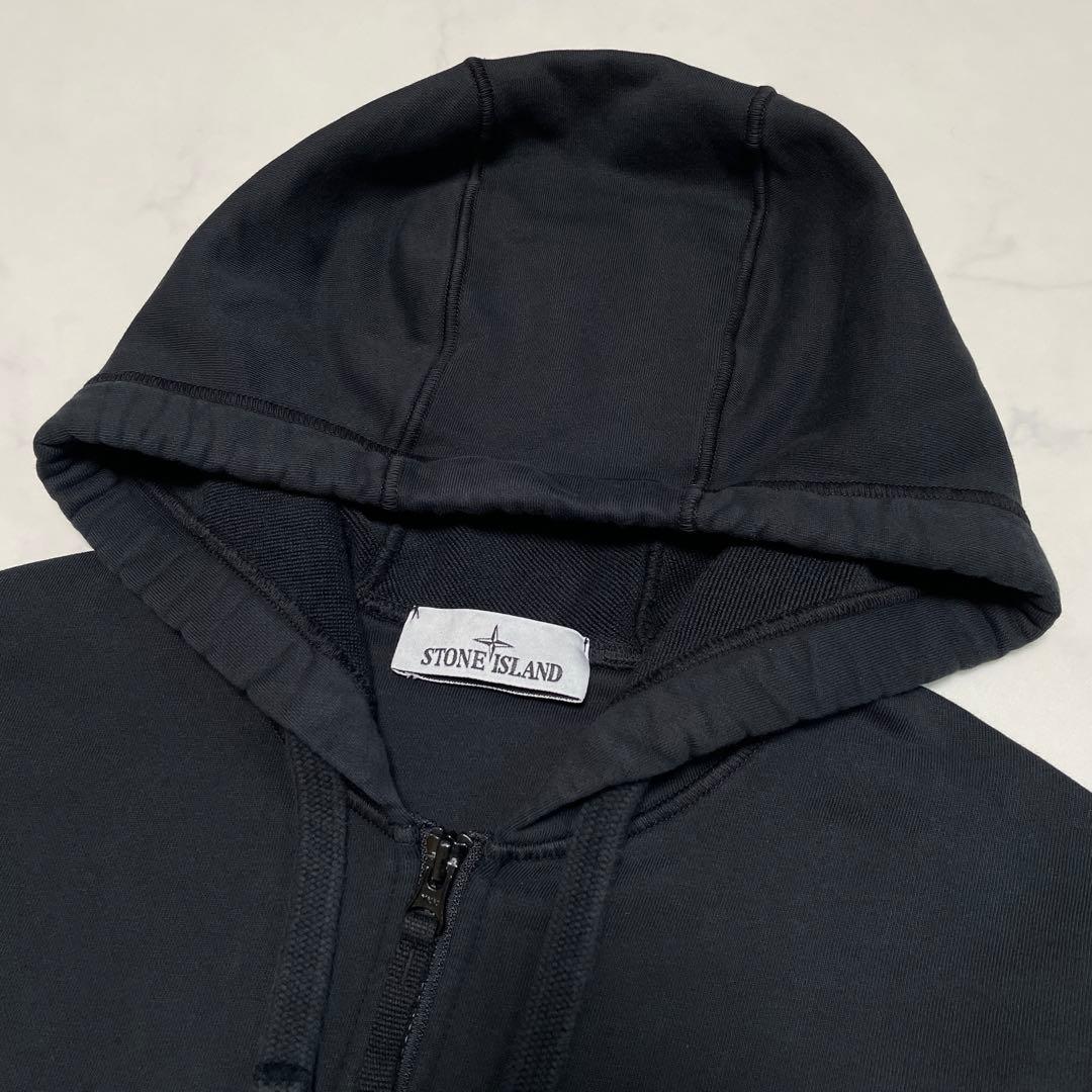 STONE  フルジップ　パーカー　腕章付き　ブラック　Sサイズ