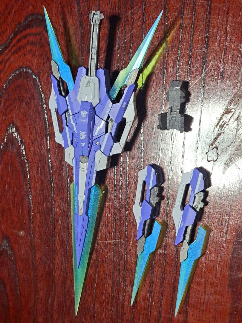 L BUILD ダブルオークアンタフルセイバー＋フルセイバー