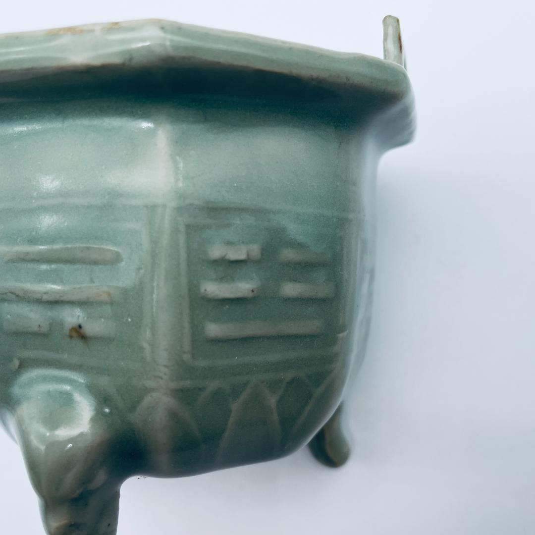 【高麗】青磁 双耳六角三足獣面 香炉 朝鮮美術 朝鮮古玩