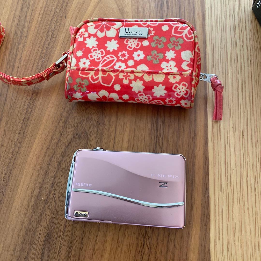 Fujifilm FinePix Z800 ピンク