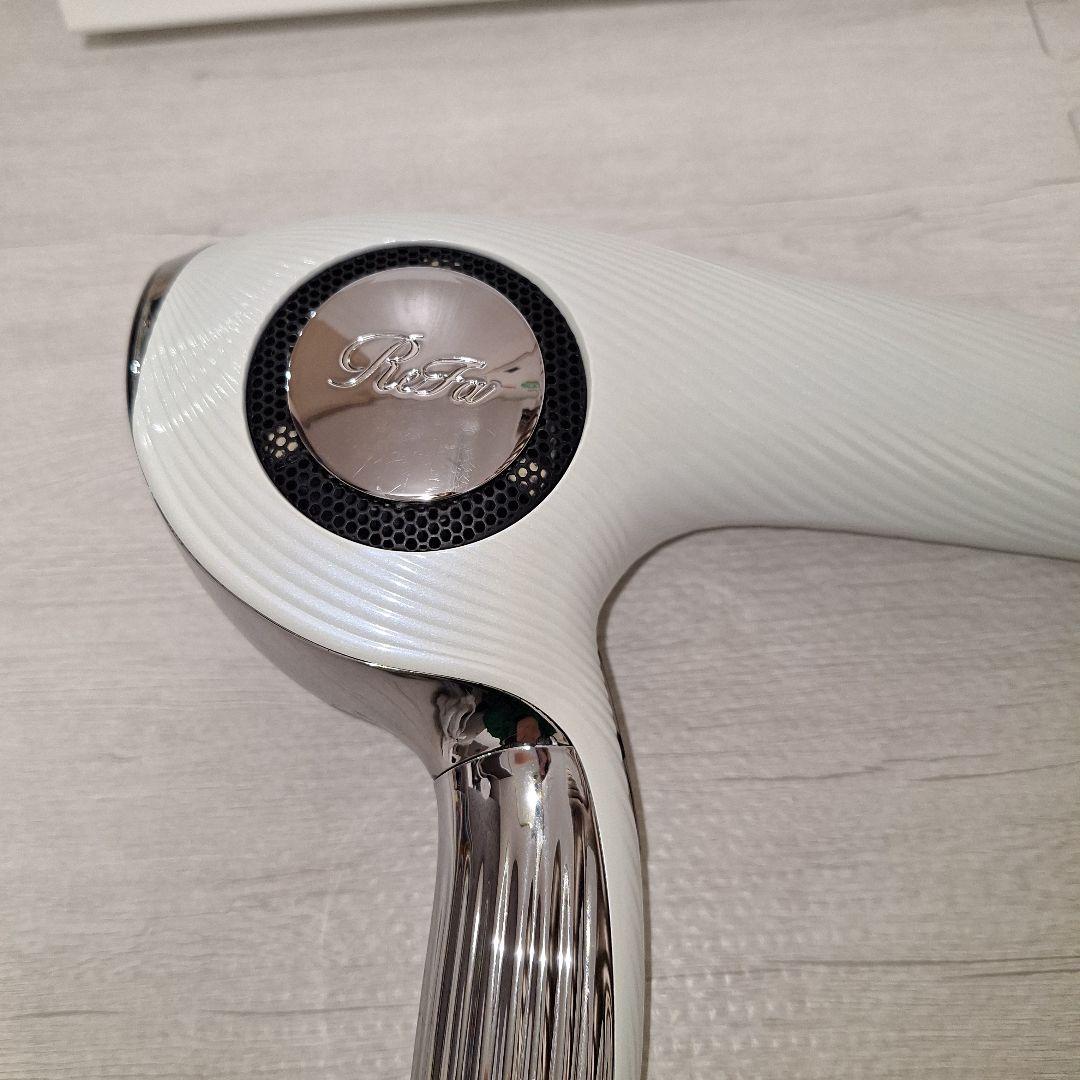 天*須様 美品☆ReFa リファ ビューテックドライヤー ホワイト 動作確認済