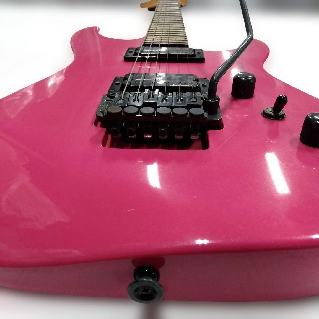 ④日本製 CHARVEL BY JACKSON エレキギター