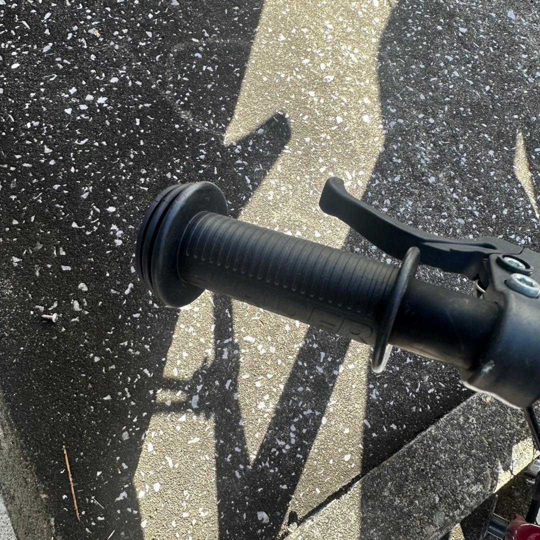 【引取限定】STRIDER 14X フューシャピンク　ペダル付き　アシストバー付