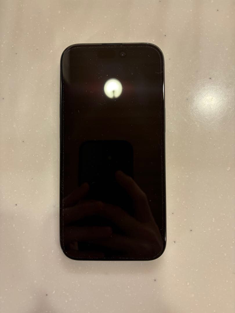 【極美品】Apple iPhone 15 128GB ブラック