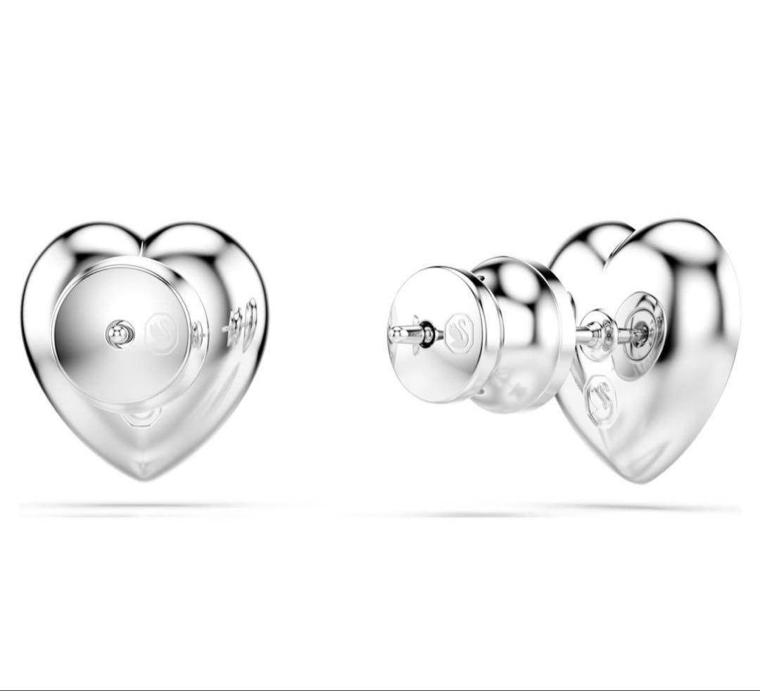 Ariana Grande x Swarovski スタッドピアス ハート型