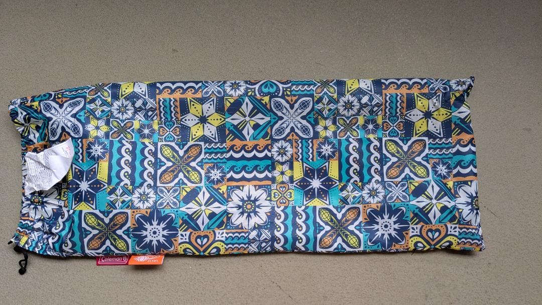 く*ん様 BEAMS × コールマン Coleman アルミ製アウトドアテーブル