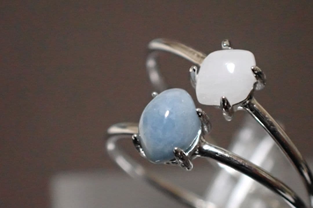 糸魚川翡翠　入コン沢　青　姫川　白　リング　指輪　2本セット　送料無料