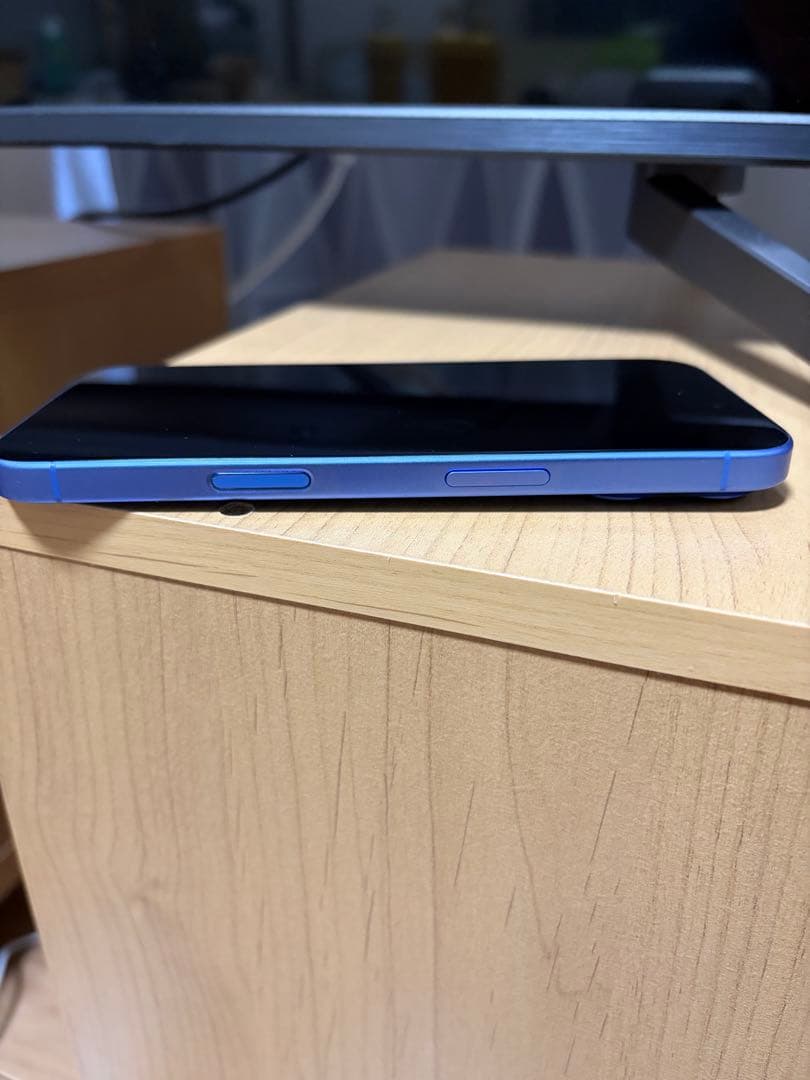 断捨離中✴︎ 　　　iphone16 128G ウルトラマリン