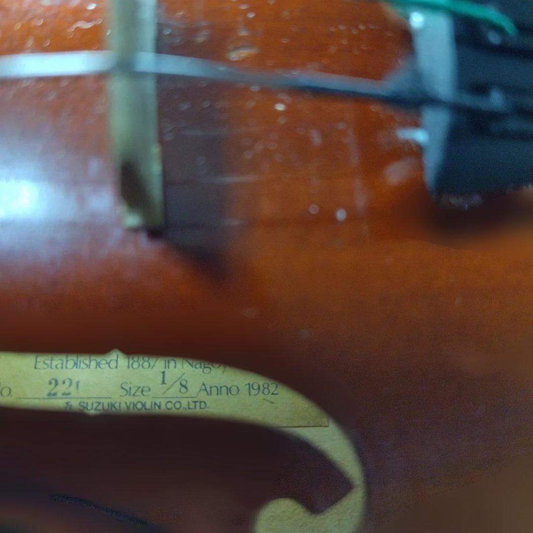 ♥5才前後の子供用♥スズキバイオリン1/8♥No.220。弓、ケ―ス、松脂付き