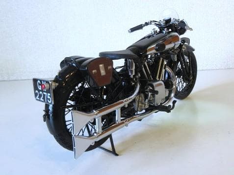 タケさん専用 MINICHAMPS 1/12 ブラフ シューペリア SS100