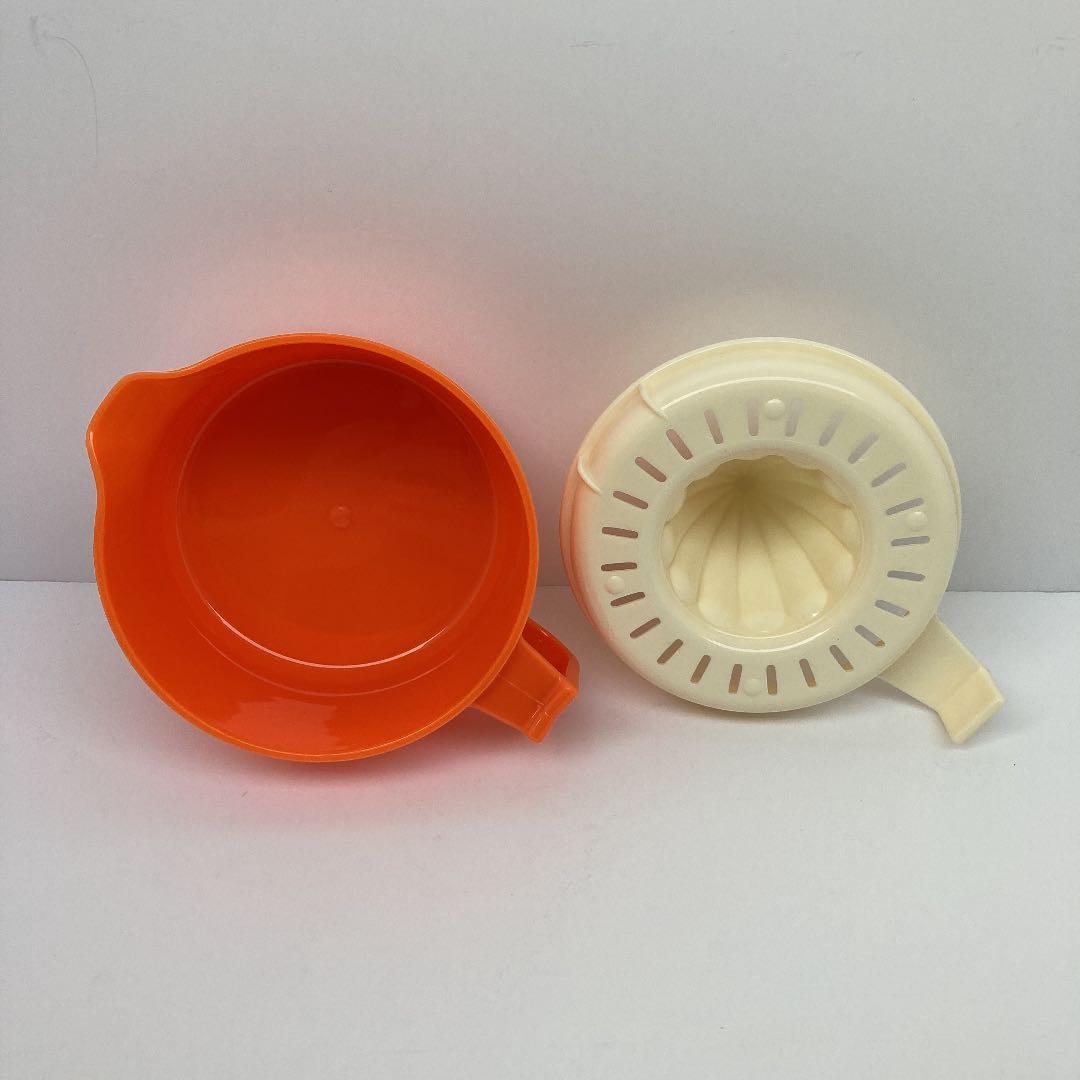 【超レア】【未使用】サンリオ ハローキティ 2002年製 2008年製 缶 2個