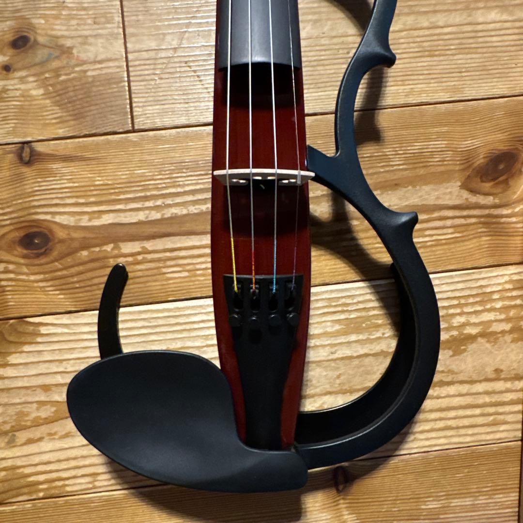 ヤマハYAMAHA YSV104 ほぼ未使用品　中古弓、中古ハードケース付き