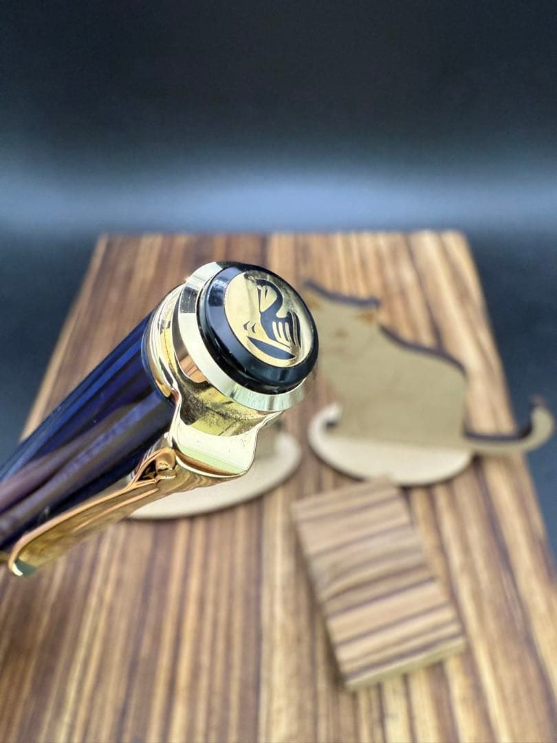 PELIKAN ボールペン K800 青縞