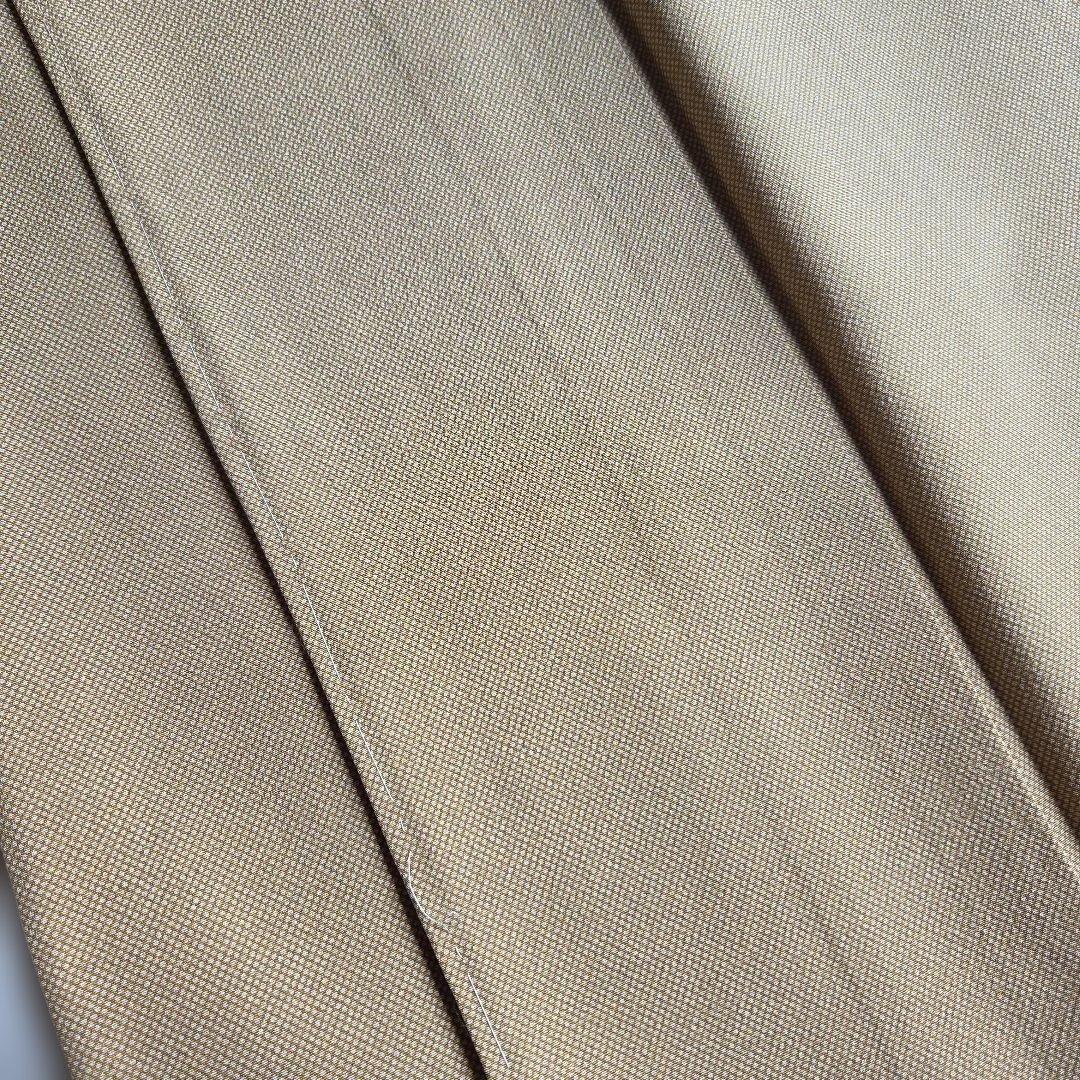 やわらかな榛色　行儀柄の江戸小紋