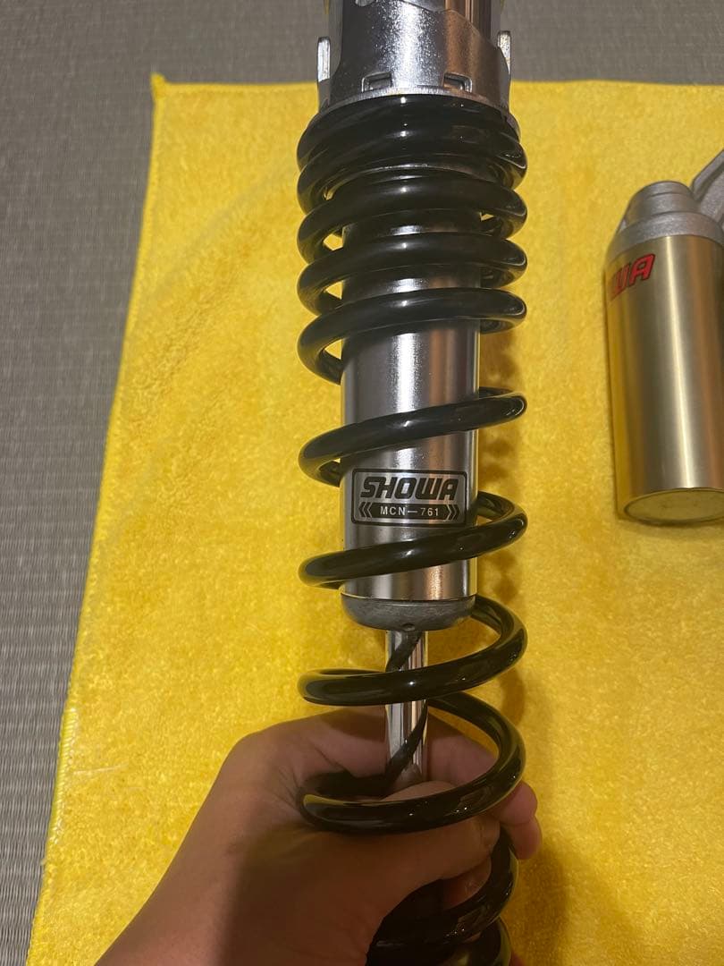 CB400SF 純正 SHOWA リアサスペンション リアショック