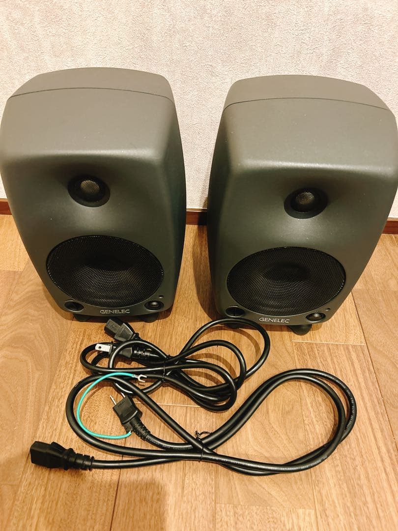 【訳あり】GENELEC 8030A スタジオモニタースピーカー 2台セット