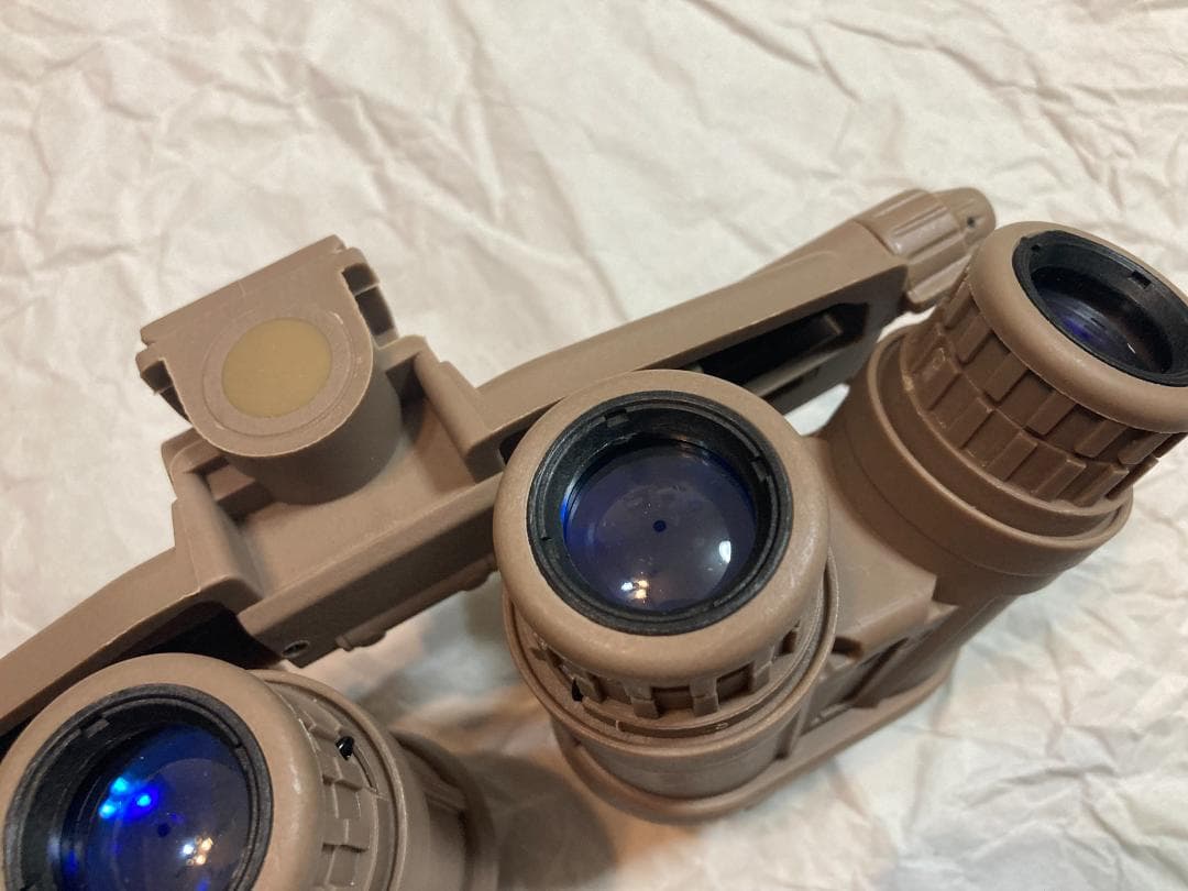 訳有値引【発光モデル】GPNVG-18 4眼ナイトビジョンゴーグル ダミー DE