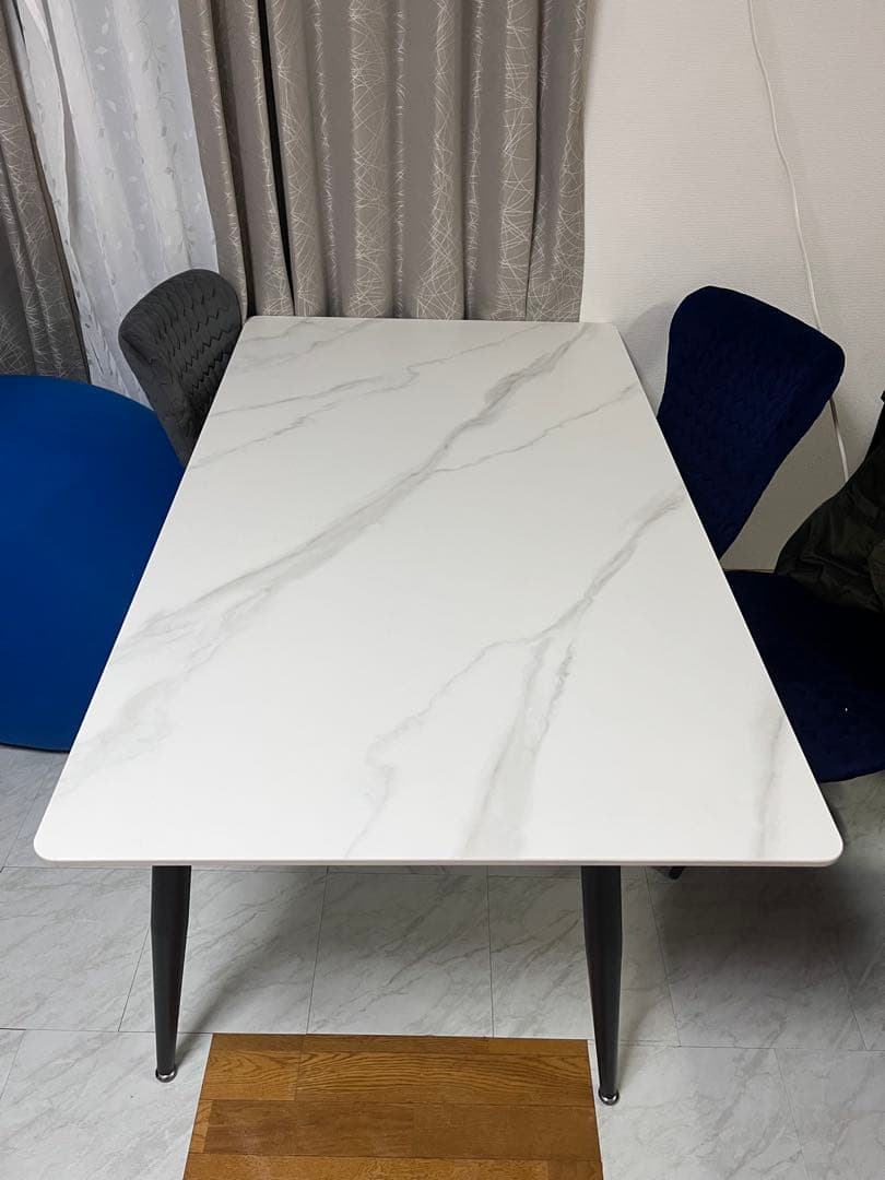 本日限定値下げ！美品★グラナダ ダイニングテーブル セラミック天板 大理石風