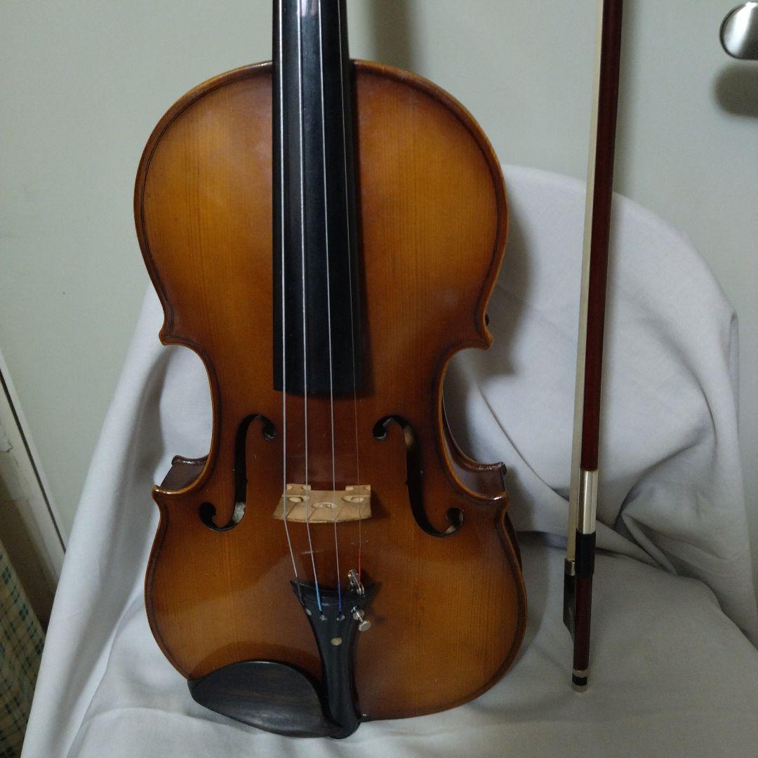 ♥大特価♥スズキ4/4♥ NO．11 ♥弓、ケース、松脂付き