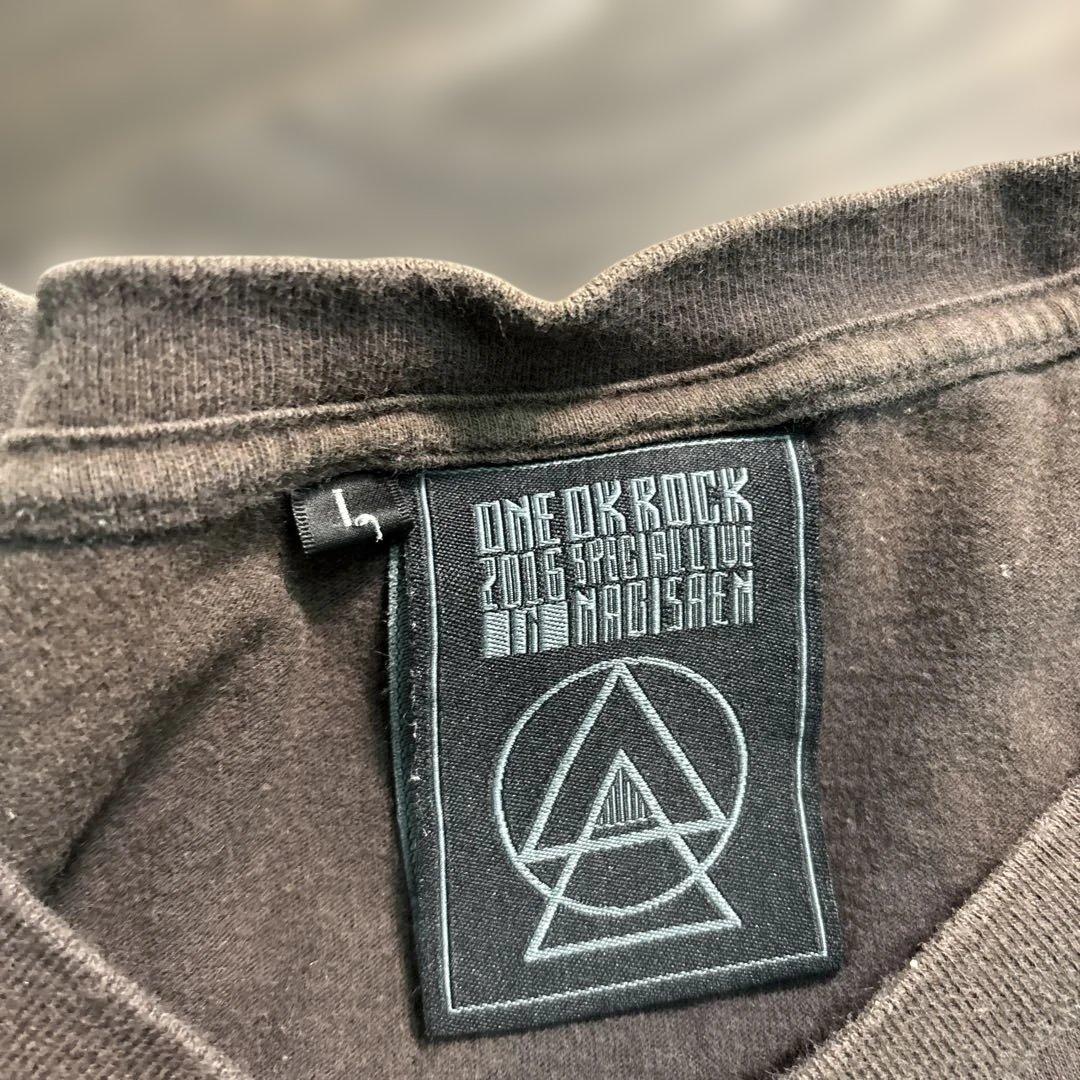 8SM1 ONE OK ROCK 16’s 渚園LIVE 限定Tシャツ　古着