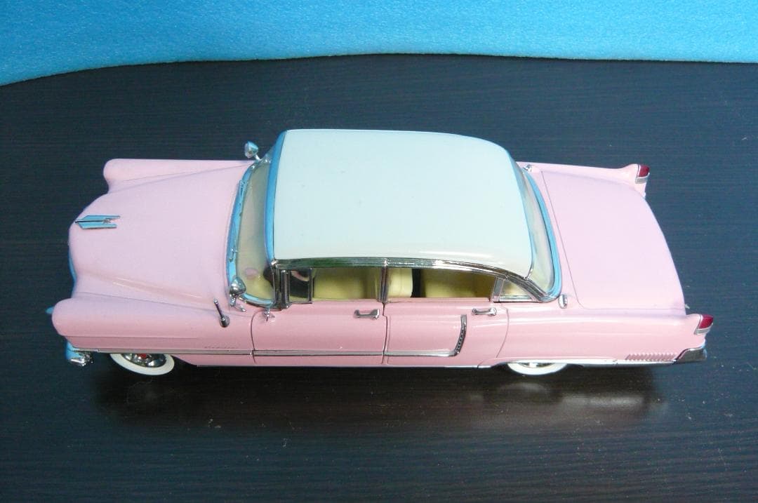 ミニカー MRC 1/18 LICENSED