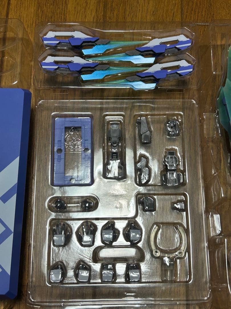 【開封品】L BUILD メタルビルド ダブルオークアンタ フルセイバー