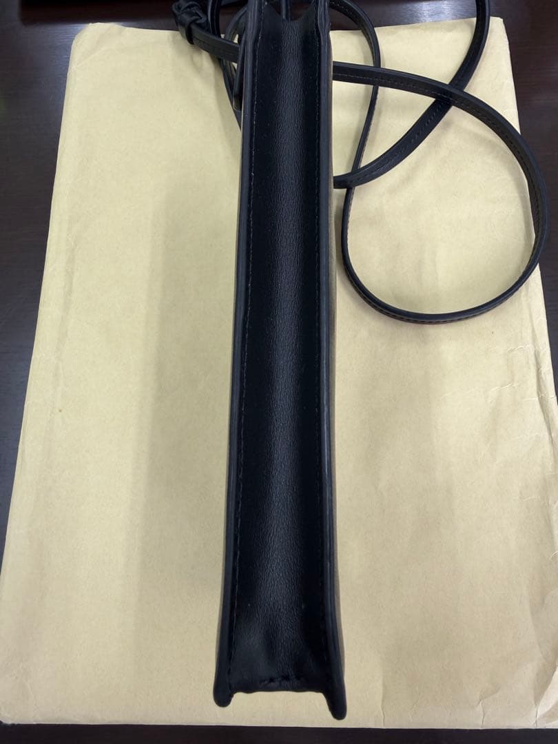 MAISON KITSUNÉ ブラック ショルダーバッグ