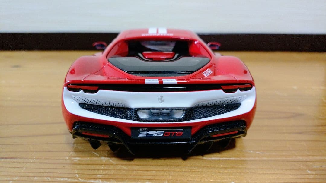1/18　カスタム　ブラーゴ　フェラーリ　296GTBアセットフィオラノ　箱付