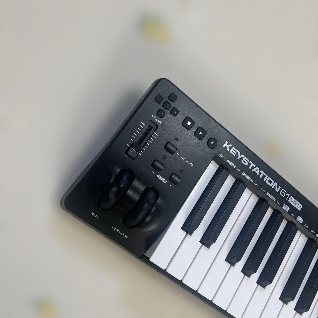 【美品】M-AUDIO MIDIキーボード KEYSTATION61 MK3