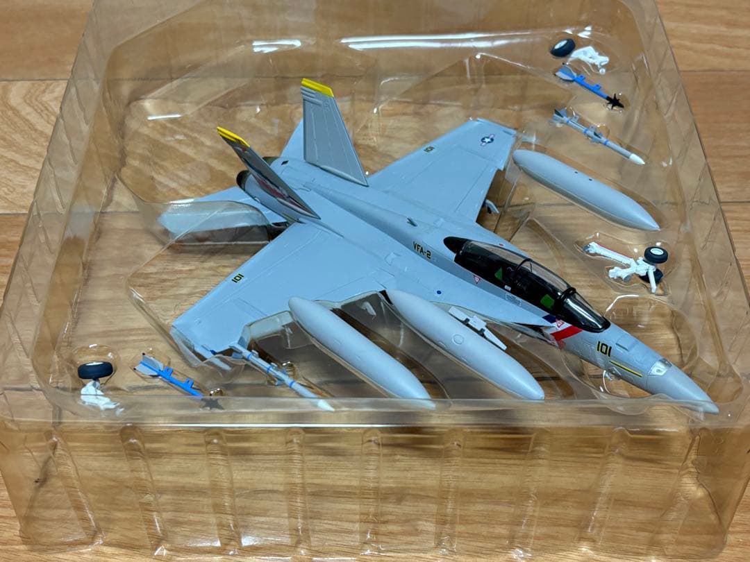ドラゴン 1/72 F/A-18F SUPER HORNET VFA-2 訳あり
