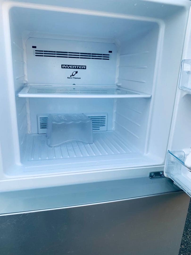 ♦Panasonic ノンフロン冷凍冷蔵庫【2015年製】NR-B147W-S