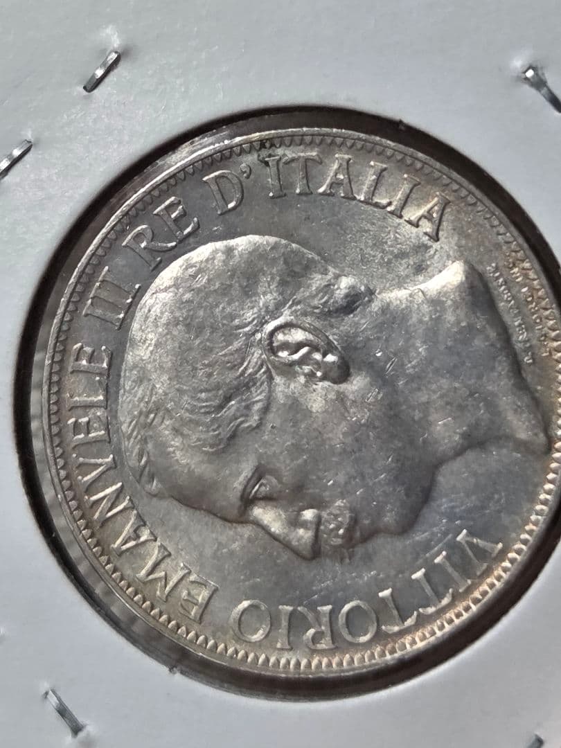 (稀少)イタリア　ヴィットリオ エマヌエル3世　王国100周年記念　2リレ銀貨