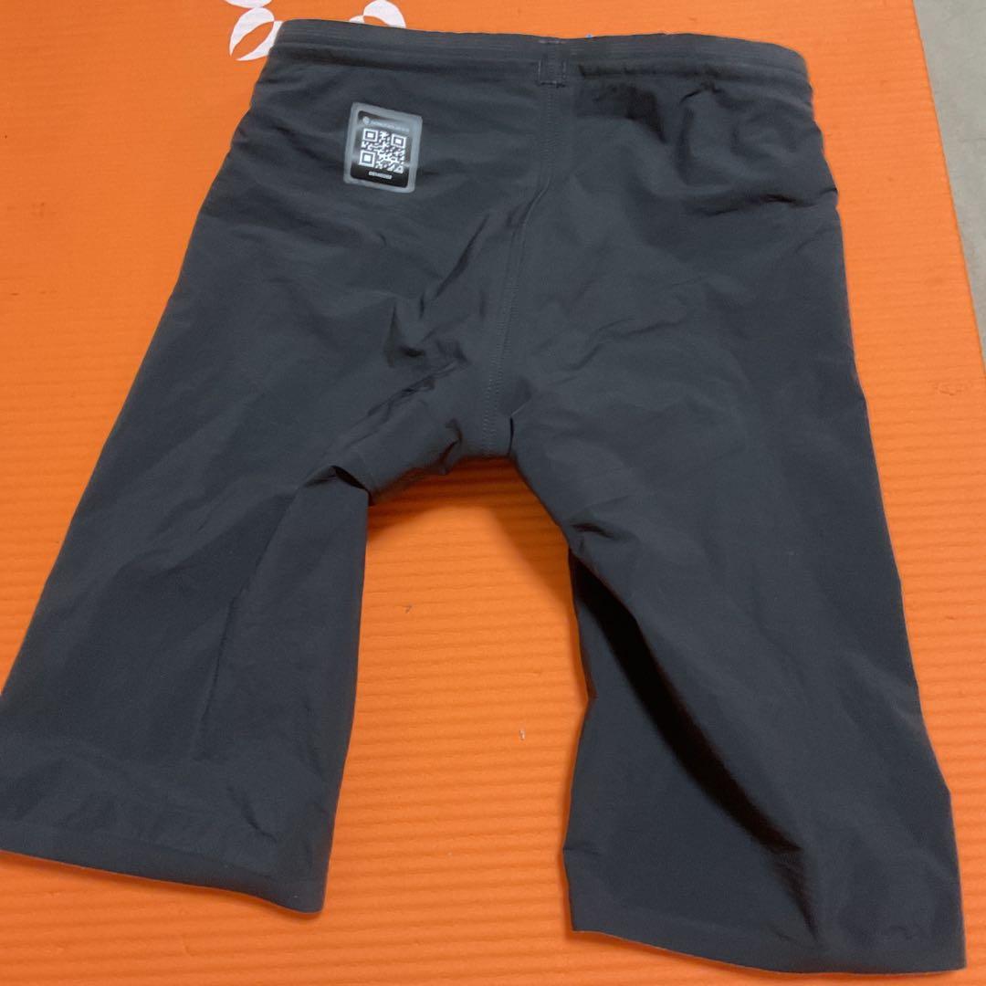 arena ブラック 競泳用水着