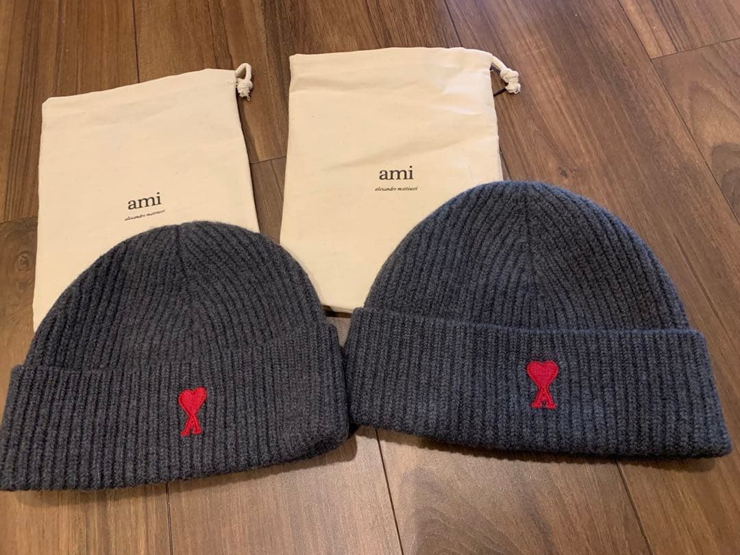 ami AMIPARIS グレー ニット帽 2点セット　ユニセックス