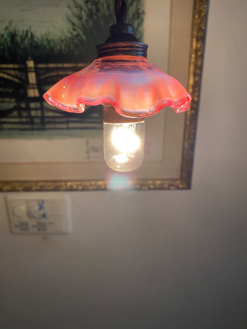 フランス　アンティーク　ピンクのオパリン　小さなガラス灯　アトリエランプ