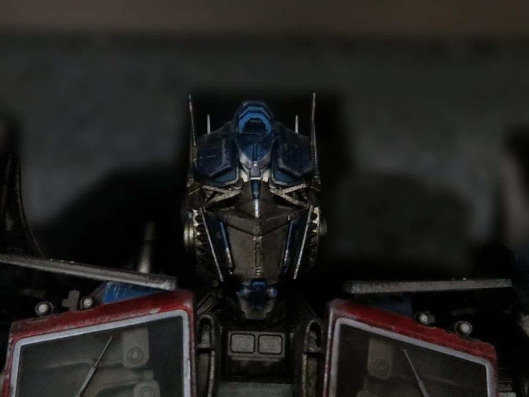 トランスフォーマー オプティマスプライム スリーエー　ダークサイドムーン