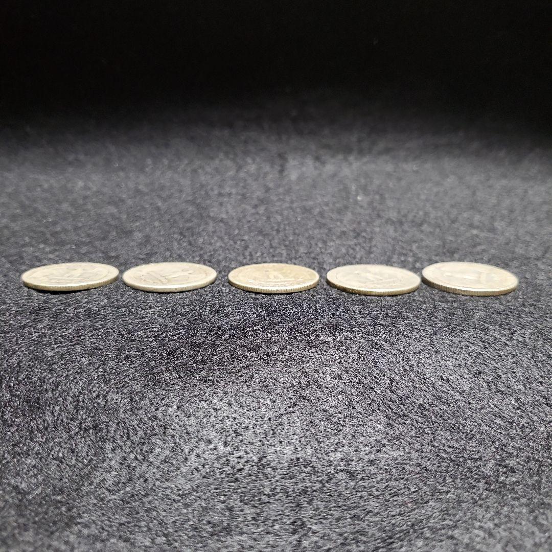 アメリカ、1942～1958年発行の25セント銀貨(銀90％)、5枚