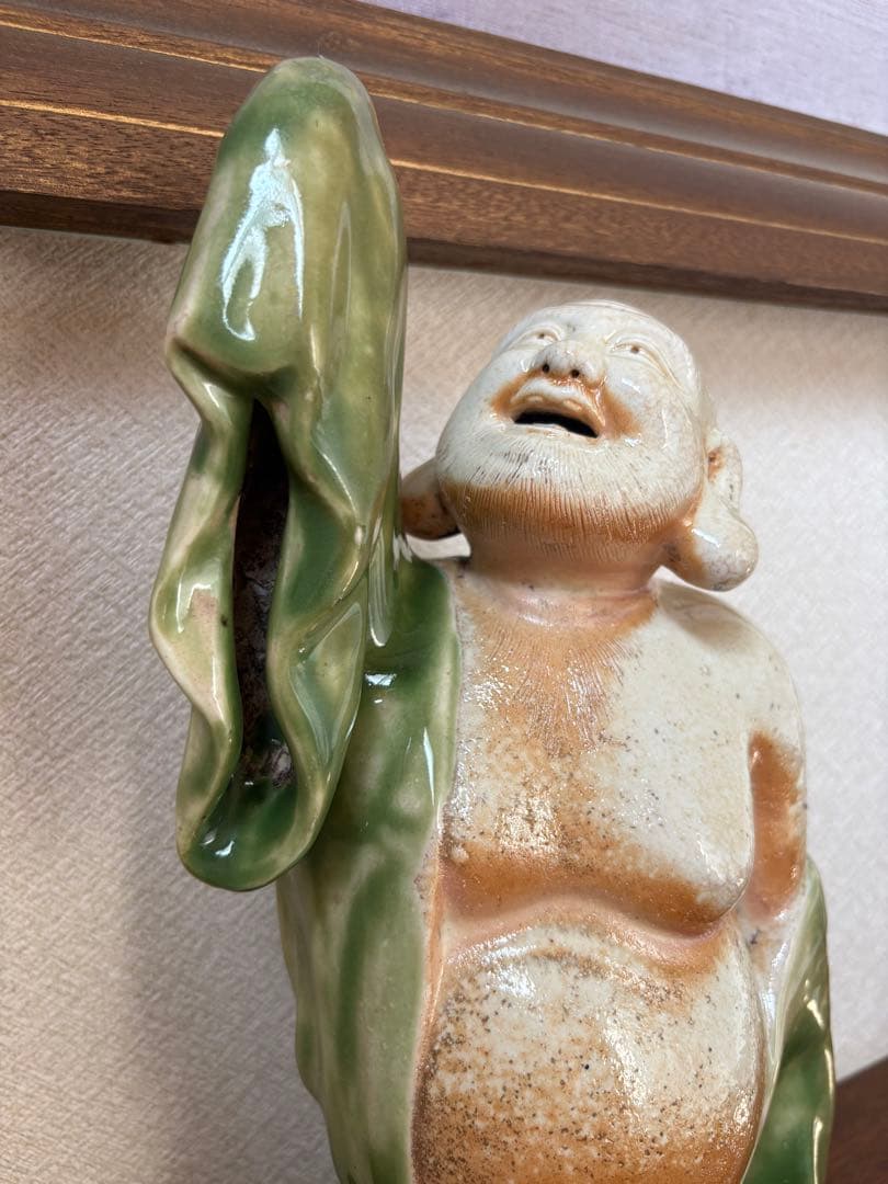 布袋様（ほていさま）の置物