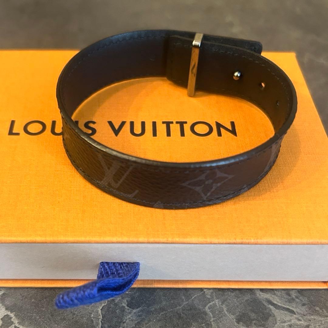 Louis Vuitton レザーブレスレット