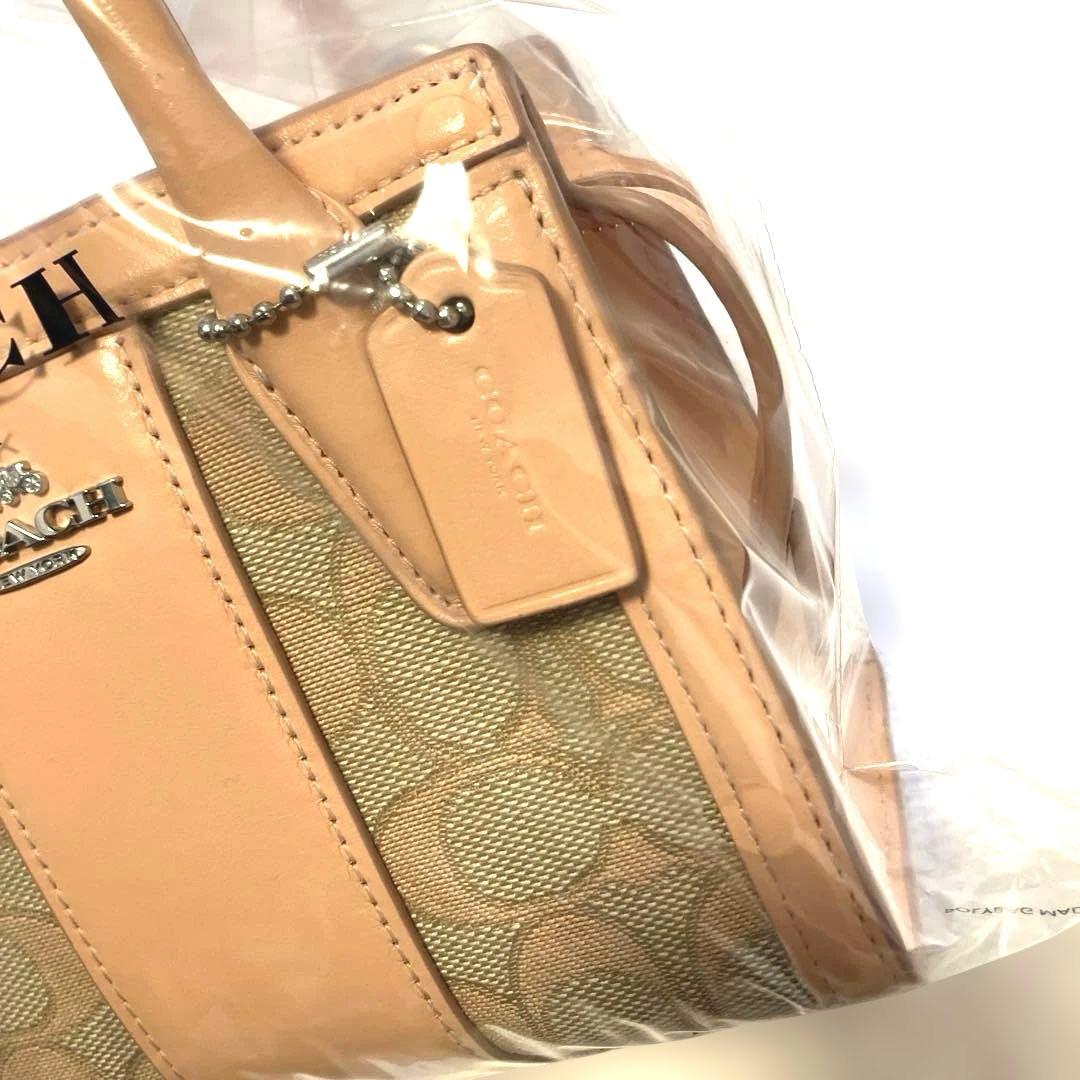 COACH サーモンピンク ハンドバッグ